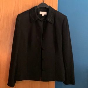 Vintage 90’s Casual Corner Short Black Blazer